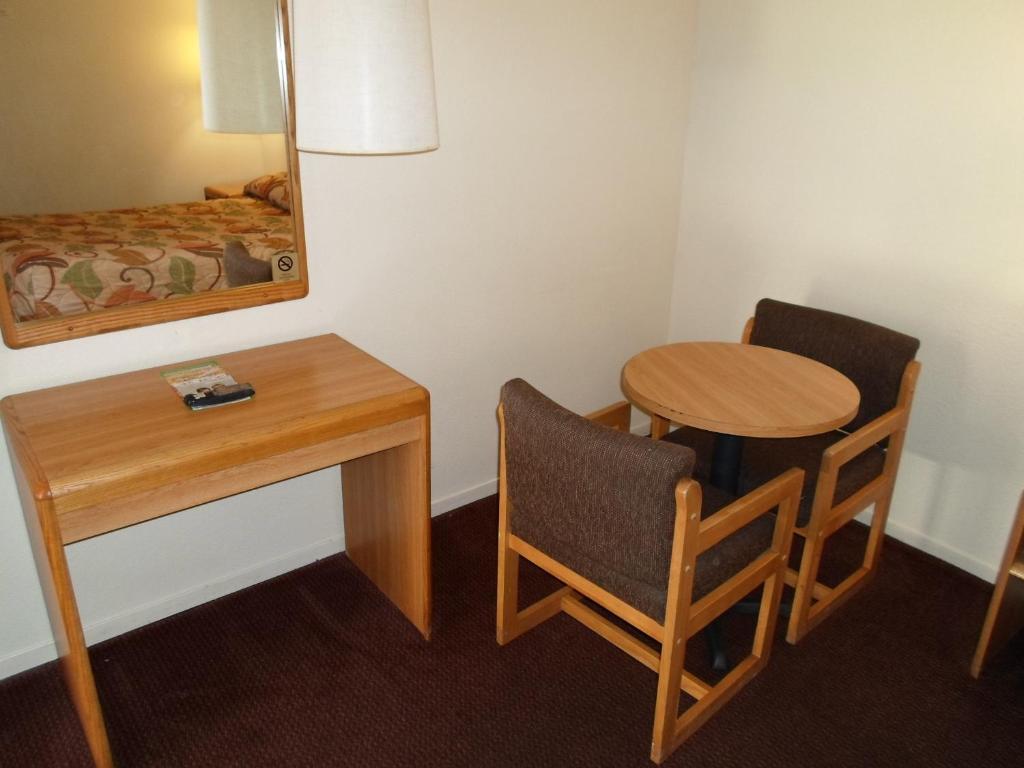 Ez 8 Motel Newark Habitación foto