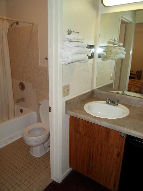 Ez 8 Motel Newark Habitación foto