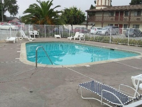 Ez 8 Motel Newark Exterior foto